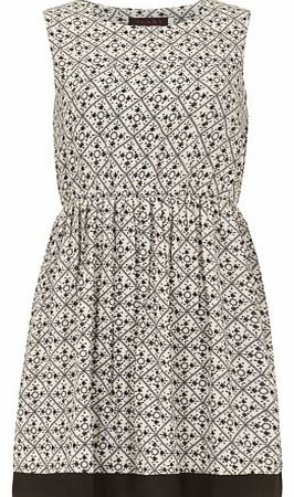 Dorothy Perkins Womens Tenki Black skater tile print tunic-