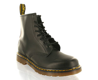 Dr Martens Classic 8 Eyelet Boot