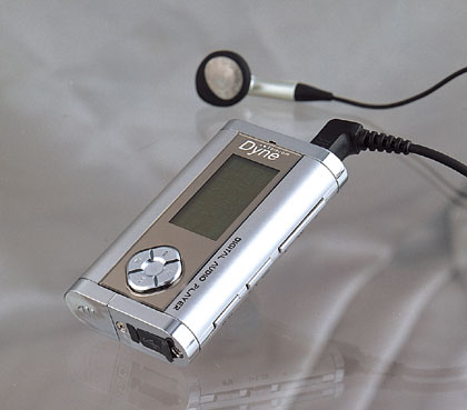 TUNY II 128MB MP3 Player