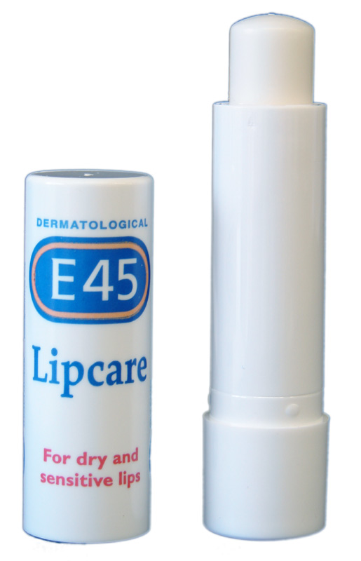 E45 Lipcare Stick