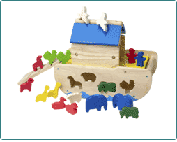 WOODEN NOAHS ARK