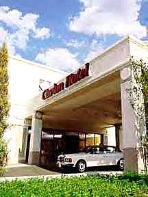 Clarion Hotel La Guardia Airport