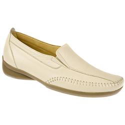 Elmdale Female Tammy EE Fitting Shoe Leather Upper Leather Lining Casual Shoes in Beige, Black