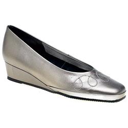 Female Toledo Leather Upper Casual in Antique Pewter, Ivory, Navy