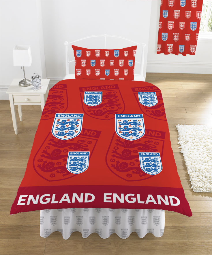 England Multi Crest Red Duvet Cover