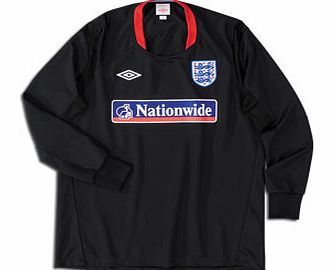 England Training Wear Umbro 2010-11 England Long Sleeve Training Shirt (Black)