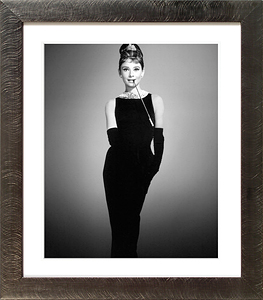 FamousRetail Audrey Hepburn 11x14 unsigned photo