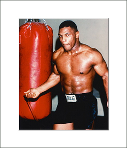 FamousRetail Mike Tyson unsigned 8x10and#39;and39; colour photo