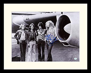 FamousRetail Robert Plant signed 12x16 photo