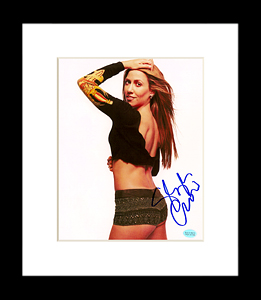FamousRetail Sheryl Crow signed 8x10and#39;and39; photo