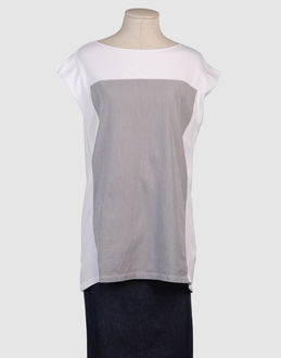 FEBRUARY TOPWEAR Sleeveless t-shirts WOMEN on YOOX.COM