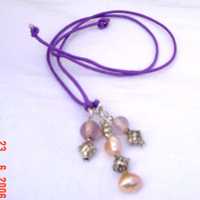 Femme Blue Simply Three & Pearls