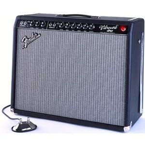 Fender 64 Vibroverb Custom 50 watts/1-15