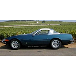 ferrari 365 GTS/4 Daytona Coupe