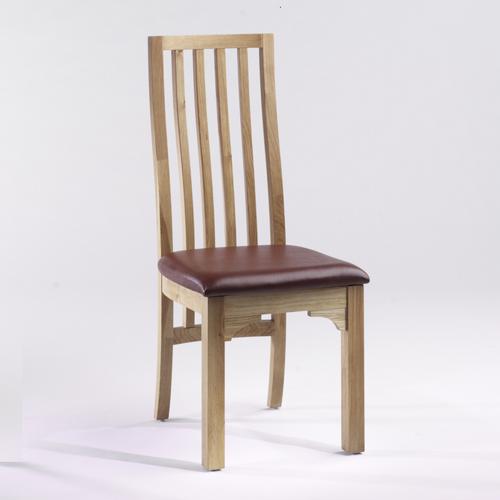 Fine Wood Oak Dining Range Fine Wood Oak Chairs (x2)