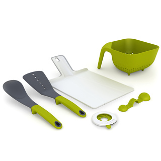 Firebox Joseph Joseph Kitchen Set