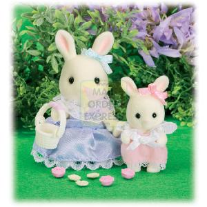 Flair Sylvanian Families Sylvania Bridesmaid Set