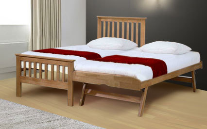 Flintshire Pentre Hardwood Guest Bed in Oak,