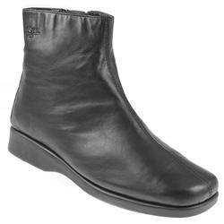 Fly Flot Female CINFLY605 Leather Upper Leather Lining Boots in Black