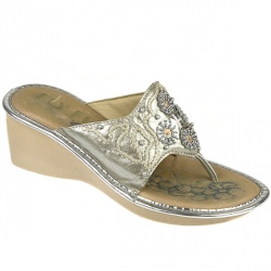 Female Sandy Leather Upper Leather Lining Comfort Sandals in Black, Brown, Silver