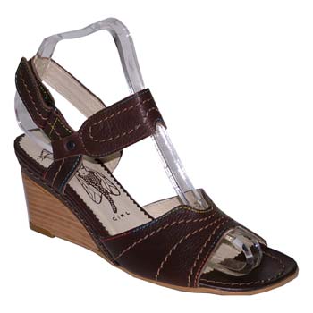 FLY LEVEL HALTER SANDAL