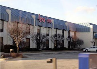 FORT WAYNE Lees Inn Suites Fort Wayne