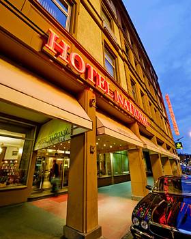 National Hotel