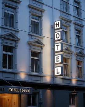 Topas Hotel