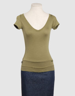 TOPWEAR Short sleeve t-shirts WOMEN on YOOX.COM