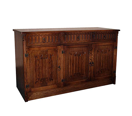 Furniture Link Olde Manor Oak 3 Door Sideboard
