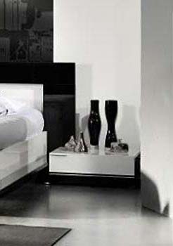 Furniture123 Calin Bedside Chest with Right Side Handle in