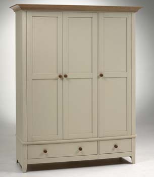 Furniture123 Devon Triple Wardrobe