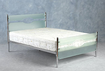 Furniture123 Glacier Bed