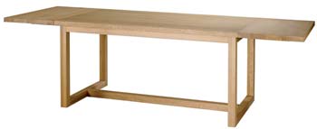 Furniture123 Hampton Solid Oak Extending Dining Table