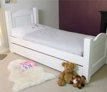 Nipper White Solid Ash Guest Bed