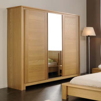 Furniture123 Oki 3 Door Mirrored Wardrobe in Light Oak