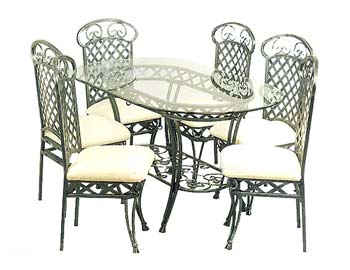 Furniture123 Sandringham Oval Dining Set