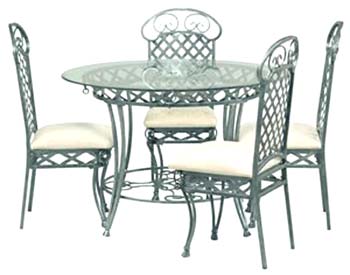 Furniture123 Sandringham Round Dining Set