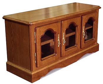 Shiloh TV Sideboard