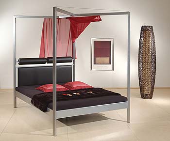 Show 4 Poster Bed with Mattress