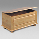 Julian Bowen Pickwick Pine blanket box
