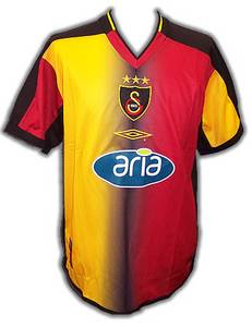 Galatasaray Umbro Galatasaray home 03/04