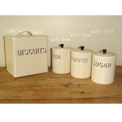 Garden Trading Traditional Cream Enamel Bread Bin set