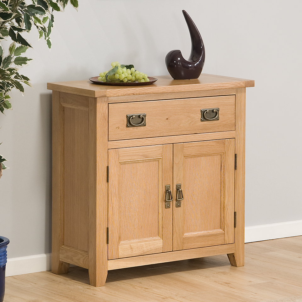 Gardens and Homes Direct Stirling Oak Compact Sideboard