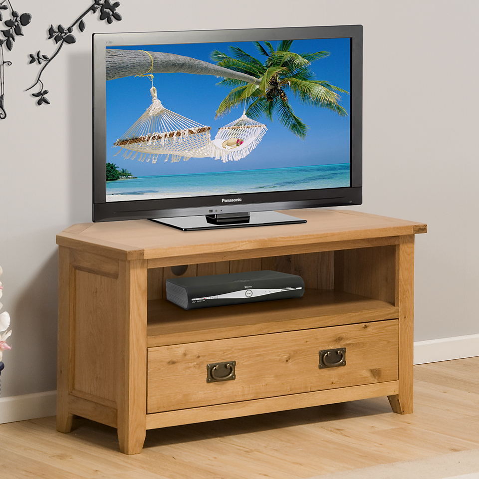 Gardens and Homes Direct Stirling Oak Corner TV Unit