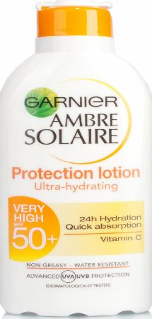 Garnier Ambre Solaire Vitamin C Milk SPF50