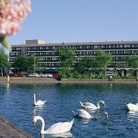 Glasgow Pond Hotel