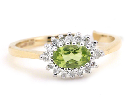 Gold Diamond & Peridot Ring (090)