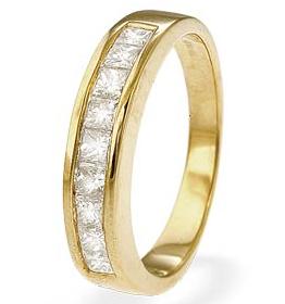 Gold Diamond Ring (556)