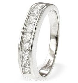 Gold Diamond Ring (557)